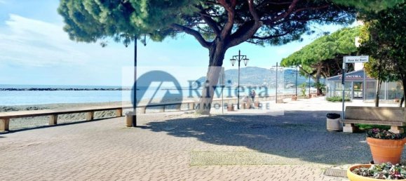 3-salle Appartement à San Bartolomeo al Mare, Italy No. 267561 3