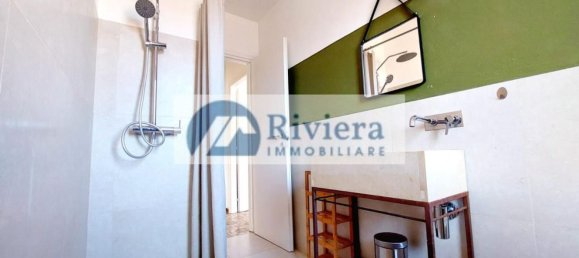 3-salle Appartement à San Bartolomeo al Mare, Italy No. 267561 28