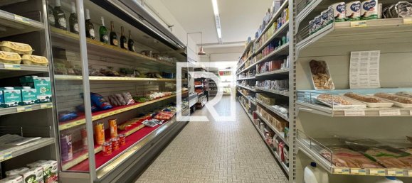 Gewerbliche Immobilie in Ravenna, Italy 119m², Nr. 167200 4