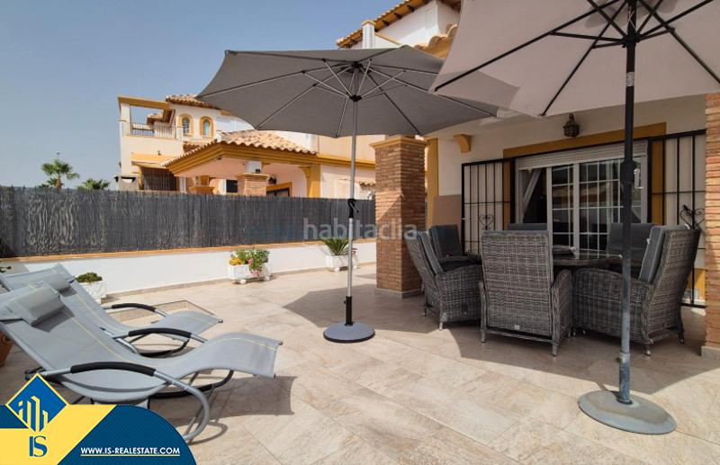 3 bedrooms Villa in Alicante, Spain No. 241907