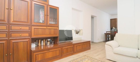 3 rooms Apartment in Rho, Italy No. 135859 8