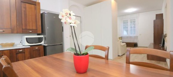 3 rooms Apartment in Rho, Italy No. 135859 4