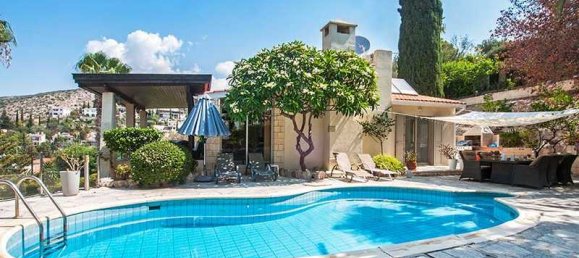 3 bedrooms House in Tala, Cyprus No. 6816 17