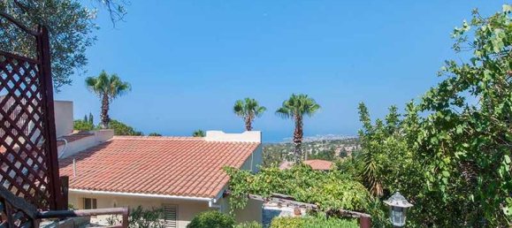 3 bedrooms House in Tala, Cyprus No. 6816 13