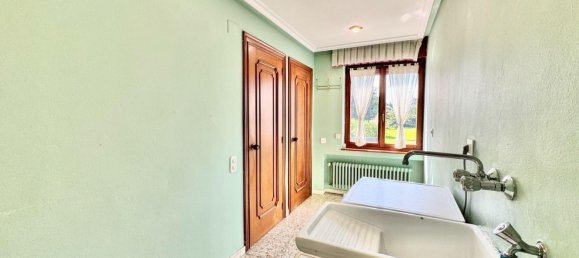 10 غرف نوم منزل في Gijon, Spain رقم 164452 41