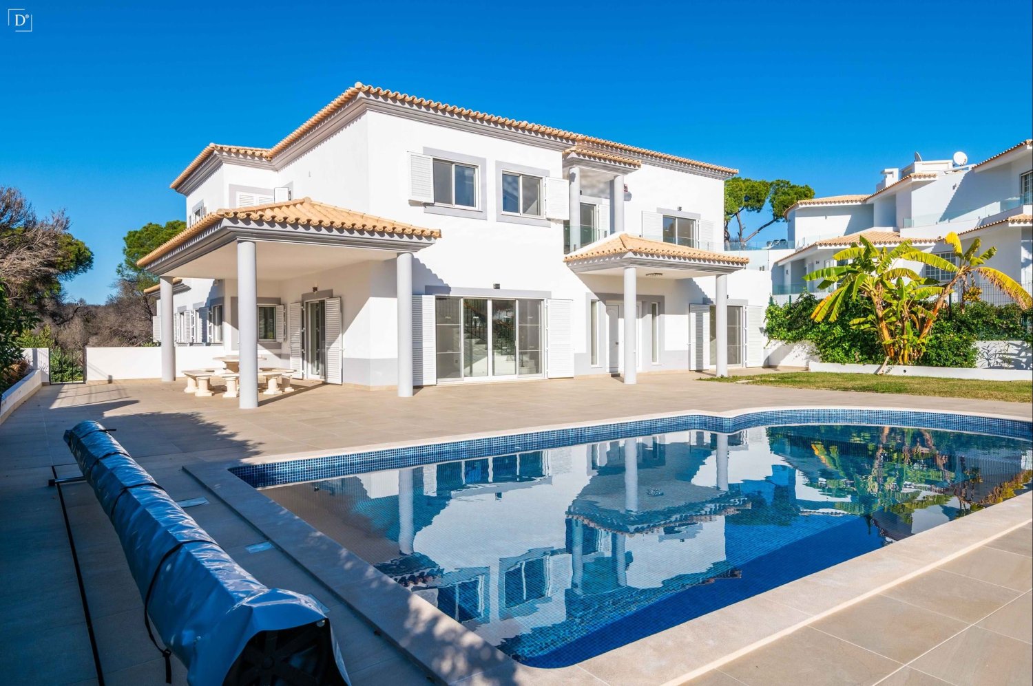 Villa de 5 dormitorios en Almancil, Portugal No. 118141