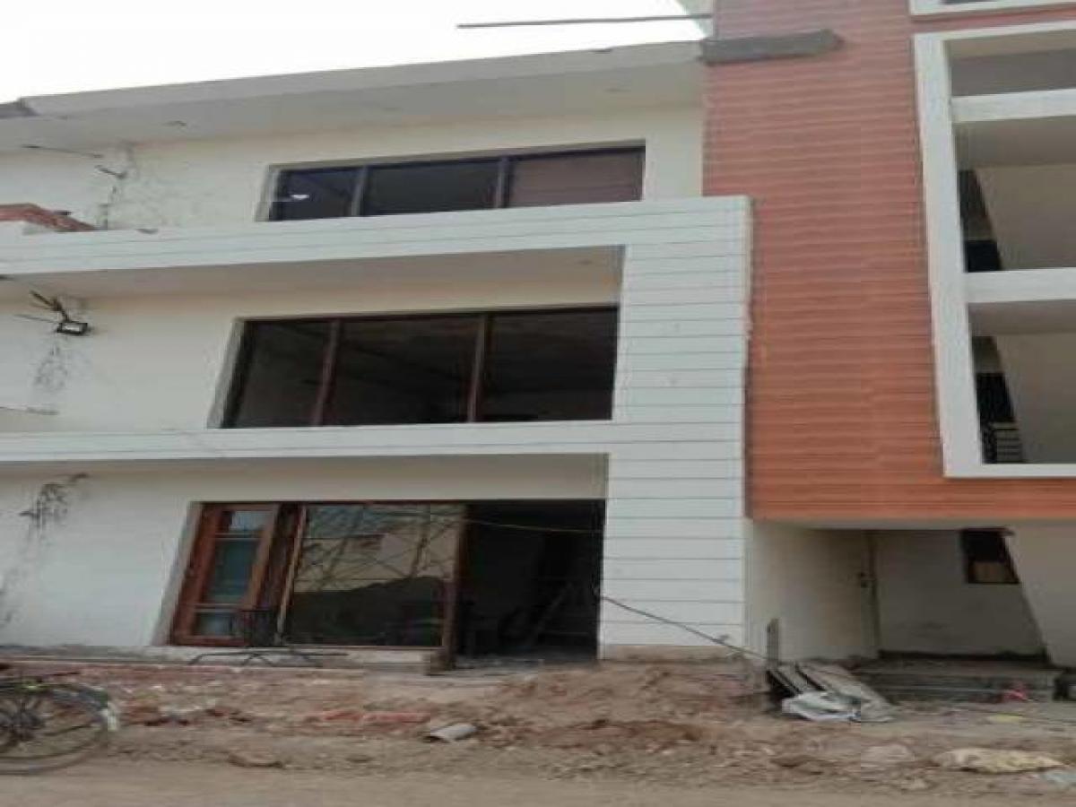 2 bedrooms House in Mohali, India No. 2405