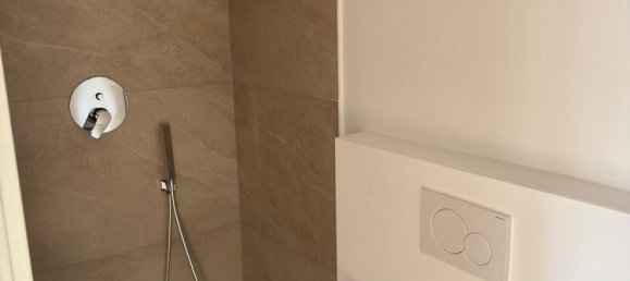 3-salle Penthouse à Rome, Italy No. 46253 5