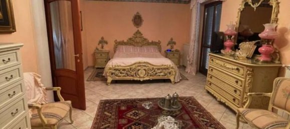 Вилла с 6 комнатами в Сан Джорджо Канавезе, Италия № 17957 20