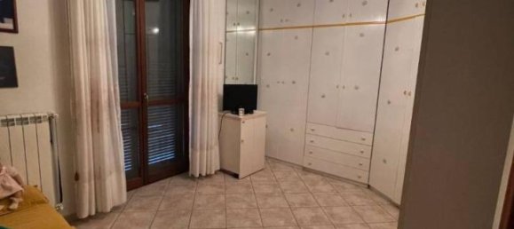 Вилла с 6 комнатами в Сан Джорджо Канавезе, Италия № 17957 9