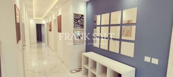 Apartamento T3 em Pieta, Malta N.º 6543 7