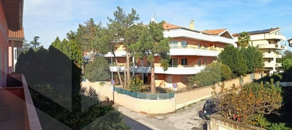 Apartamento de 5 divisões em Spoltore, Italy N.º 19074 34