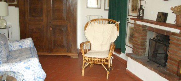 6 rooms House in Rufina, Italy No. 144693 3