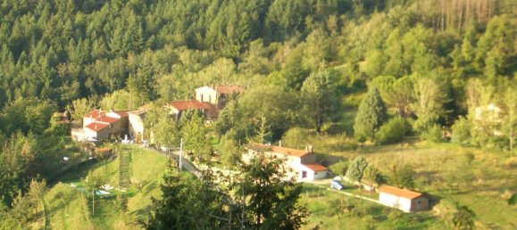 6 rooms House in Rufina, Italy No. 144693 2