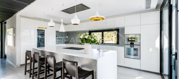 5 Schlafzimmer Villa in El Madronal, Spain, Nr. 32056 28