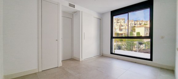 Ático de 2 dormitorios en Marbella, Spain No. 148141 10