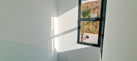 Ático de 2 dormitorios en Marbella, Spain No. 148141 21