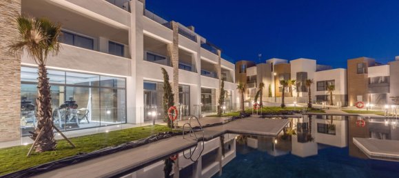 Ático de 2 dormitorios en Marbella, Spain No. 148141 24