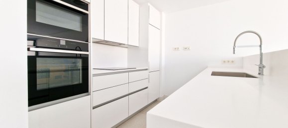 Ático de 2 dormitorios en Marbella, Spain No. 148141 8