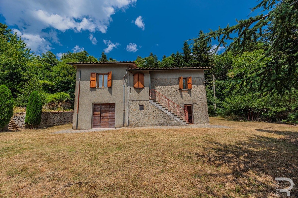 3 bedrooms House in Abbadia San Salvatore, Italy No. 123818