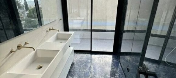 Вилла с 5 комнатами в Вари, Вари-Вула-Вулиагмени, Восточная Аттика, Аттика, Греция № 53469 3