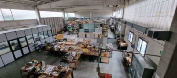 Almacén en San Giuliano Milanese, Italy 1157 m² No. 179640 4