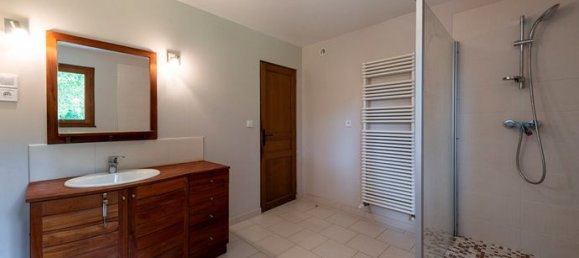 4 bedrooms House in Seine-Maritime, France No. 310399 11