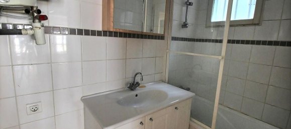 1 bedroom Apartment in Paris, France No. 166230 10