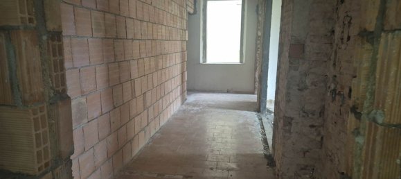 3 bedrooms Apartment in Florence, Italy No. 333933 9