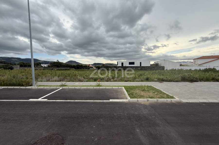 Земельный участок 279м² в Рибейра Гранди, Португалия № 336574