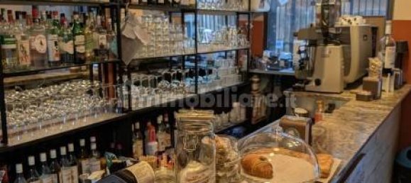 Imóvel comercial de 3 divisões em Genoa, Italy N.º 353323 2