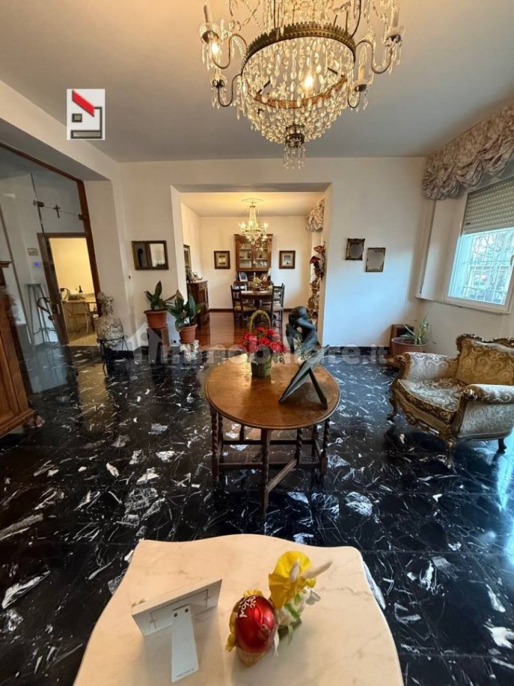 3 bedrooms Villa in Senigallia, Italy No. 351519