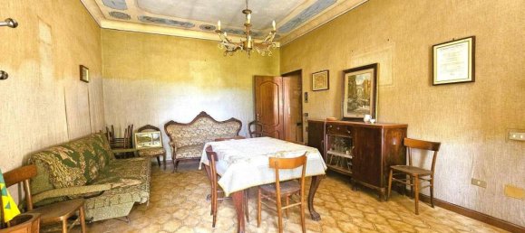 Дом с 6 комнатами в Солеро, Италия № 123916 8