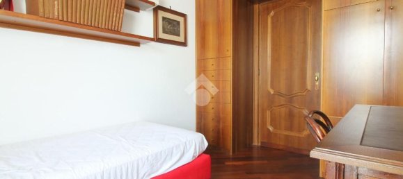 Apartamento de 5 habitaciónes en Pavia, Italy No. 78749 25