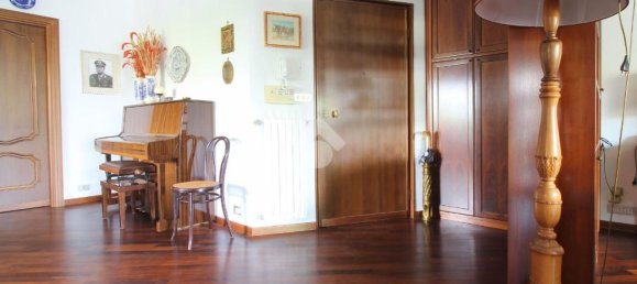 Apartamento de 5 habitaciónes en Pavia, Italy No. 78749 4