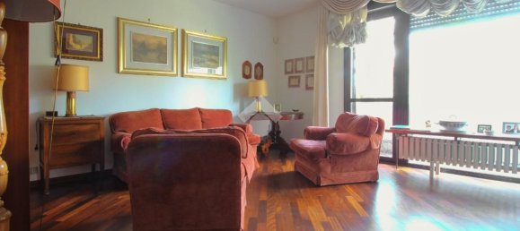 Apartamento de 5 habitaciónes en Pavia, Italy No. 78749 3