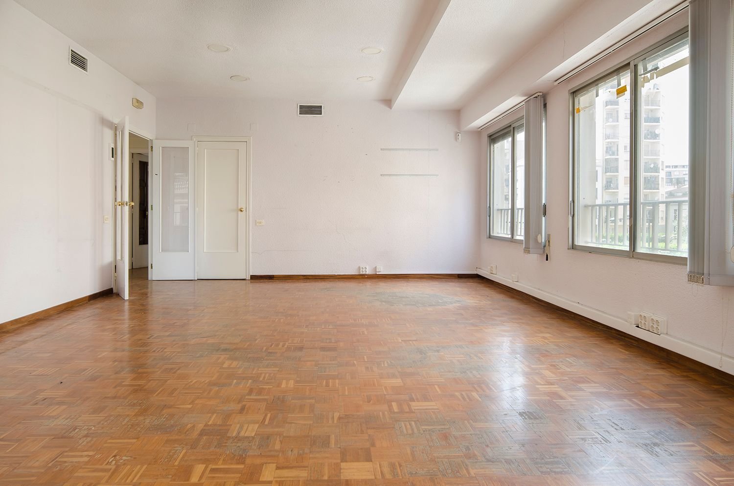 Apartamento T5 em Castellon de la Plana, Spain N.º 150623