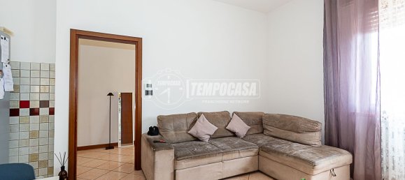 3 rooms Apartment in Bussolengo, Italy No. 274516 4