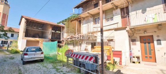 2 bedrooms House in Cameri, Italy No. 284916 17