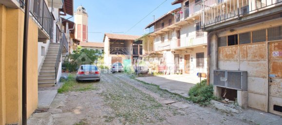 2 bedrooms House in Cameri, Italy No. 284916 26