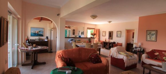 2 غرف نوم عقار تجاري في Corfu, Greece رقم 6200 6