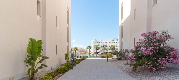 Пентхаус с 2 спальнями в Аликанте, Испания № 176234 33