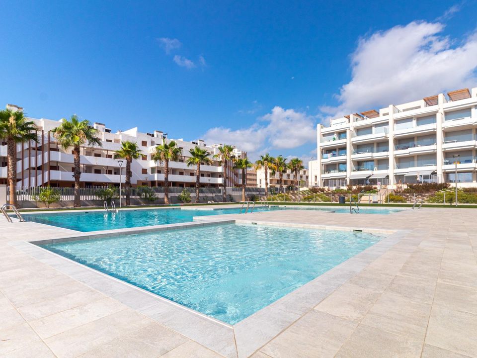 Пентхаус с 2 спальнями в Аликанте, Испания № 176234