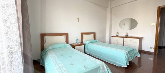 Apartamento de 3 divisões em Termoli, Italy N.º 203591 10