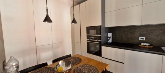 7-salle Appartement à Piombino, Italy No. 166684 21