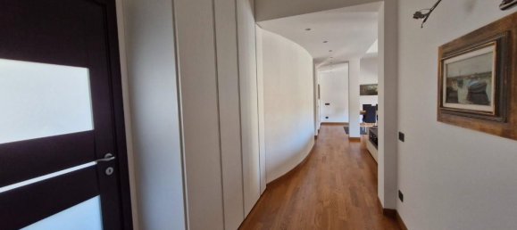 7-salle Appartement à Piombino, Italy No. 166684 3