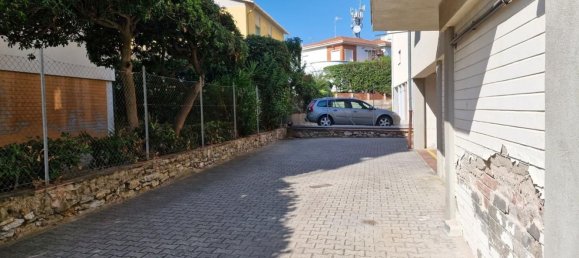 7-salle Appartement à Piombino, Italy No. 166684 42