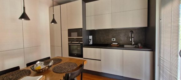 7-salle Appartement à Piombino, Italy No. 166684 19