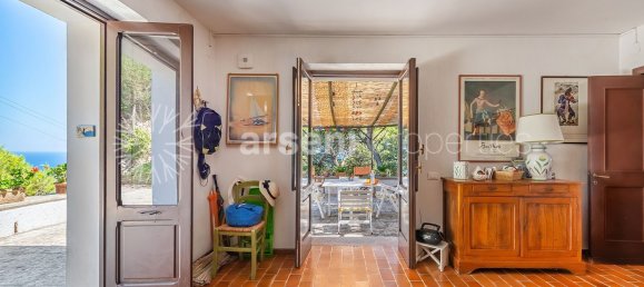 8-salle Villa à Castro, Italy No. 128900 4