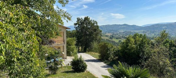 6 bedrooms House in Gualdo Tadino, Italy No. 324200 9